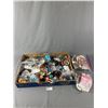 Image 1 : A Vintage Collectible Lot