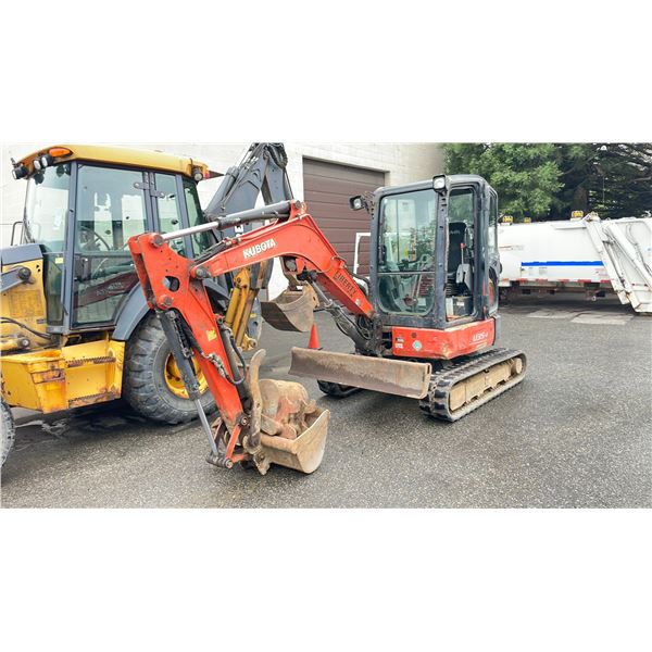 KUBOTA U35-4 EXCAVATOR, ORANGE, SER #10209,