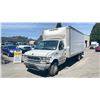 Image 1 : *TOW* *R* 2001 FORD E350 SUPERDUTY, WHITE, DIESEL, CUBE VAN, AUTOMATIC, 7.3L POWER STROKE TURBO
