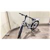 Image 2 : DOST KOPE GW GLACIER WHITE 9 SPEED, 19"ELECTRIC BIKE; 500W MID DRIVE MOTOR, 100 KM RANGE, 120 NM