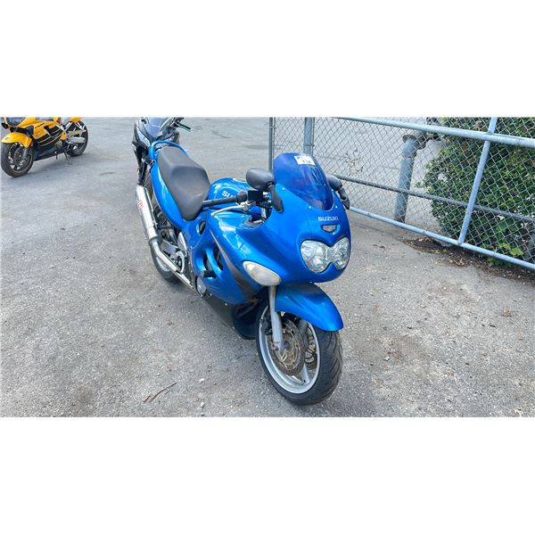 *TOW* *R* 2000 SUZUKI GSX600F MOTORCYCLE, BLUE, VIN JS1GN79A3Y2101239,