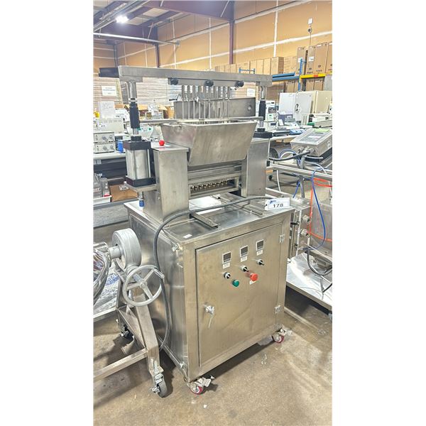 10 HEAD STAINLESS STEEL MOBILE COMMERCIAL LABORATORY FILLER