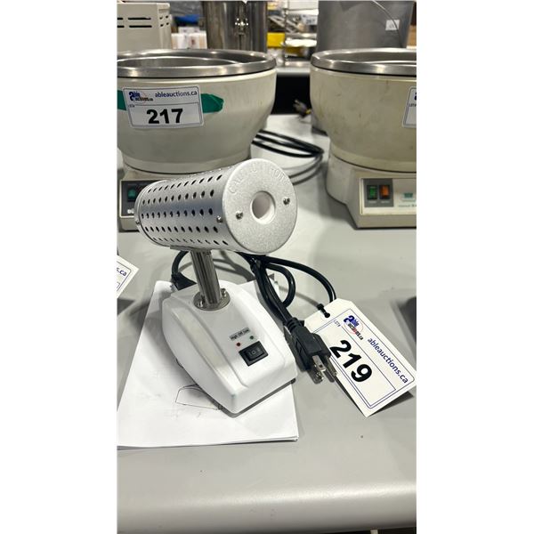 HM-14 COMMERCIAL LABORATORY TABLE TOP ELECTRIC BACTI-CINERATOR STERILIZER WITH POWER CABLE / MANUAL