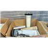 Image 2 : AGILENT TECHNOLOGIES 7683B SERIES COMMERCIAL LABORATORY INJECTION SYSTEM WITH POWER CABLE, PAPERS,