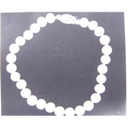 Cultured Pearl Bracelet w/ 14 K white gold clasp- pearls are spherical, 5.50 mm - 6.50 mm, fine lust