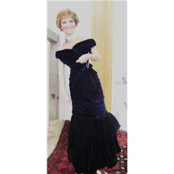 Lady Di doll in blue velvet (134)
