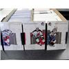 Image 10 : CHOICE on 4 boxes of approx. 1,000 hockey cards (700)