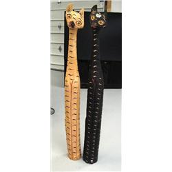 2 carved wood cats (4)