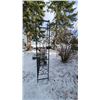 Image 2 : Metal archway gate 40"wx16"dx8"h