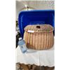 Image 1 : Antique Fishing hook Wicker basket