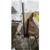 Image 2 : Metal sledge hammer, alignment bar