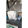 Image 1 : Duracraft humidifier