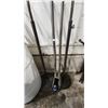 Image 1 : Post digging tool, adjustable stands