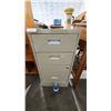 Image 1 : Filing cabinet 15x18x29h