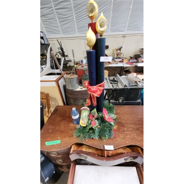 Chrismas candle centerpiece