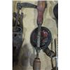 Image 3 : 2 Crank drills, Wool shears, Antique garden