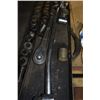 Image 2 : Ratchet, breeaker bar, socket set