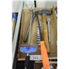 Image 3 : Ball peen hammer, ratchet, sockets, cold chisel,