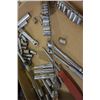 Image 2 : Sockets, screwdrivers, ratchet
