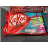 Image 2 : Nestle KitKat Candy Bars (10 x 45g)