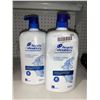 Image 1 : Head & Shoulders Classic Clean Dandruff Shampoo 2 x 950ml