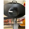 Image 2 : OXO Carbon Steel Wok