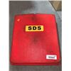 Image 2 : DOCUMENT STORAGE BOX FOR SDS SHEETS, LARGER-SIZED, POLYETHYLENE, LOCKABLE FRONT OPENING, SINGLE PACK