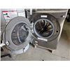 Image 4 : Samsung 27 in. 5.2 cu. ft. Platinum Front Load Washer with Steam