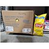 Image 1 : Lays Classic Potato Chips 15x235g