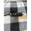 Image 2 : Car Charger Heated Blanket