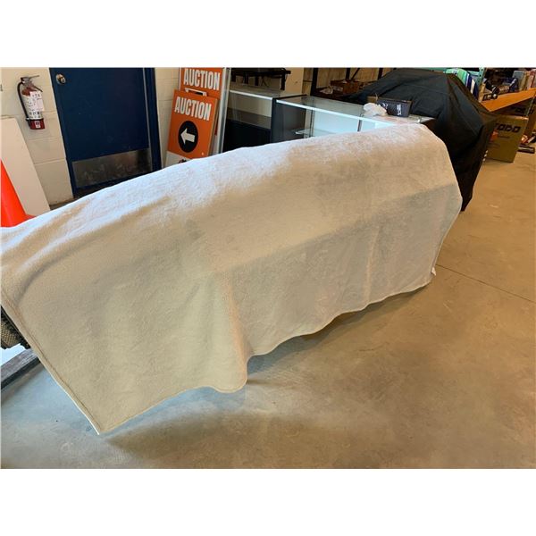 Kirkland Queen Size Fuzzy Blanket