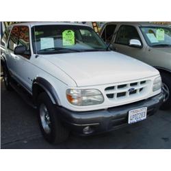 2000 Ford Explorer