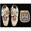 Image 2 : NATIVE AMERICAN BEAD DECORATED MOCCASINS &