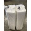 Image 2 : 2 BUNDLES OF 200 EACH STYROFOAM TO GO CONTAINERS, 400 TOTAL