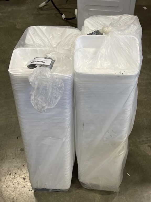 Styro Bundle 2 BUNDLES OF 200 EACH STYROFOAM TO GO CONTAINERS, 400 TOTAL