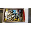 Image 2 : 2 TRAYS OF HEAVY DUTY LIFTING STRAPS, SAFETY CLIPS, SAW BLADES AND MORE