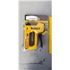 Image 2 : DEWALT 2 IN 1 HAND TACKER/NAILER WITH 120 GRIT SAND PAPER