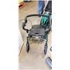 Image 1 : EVOLUTION FOLDING WALKER