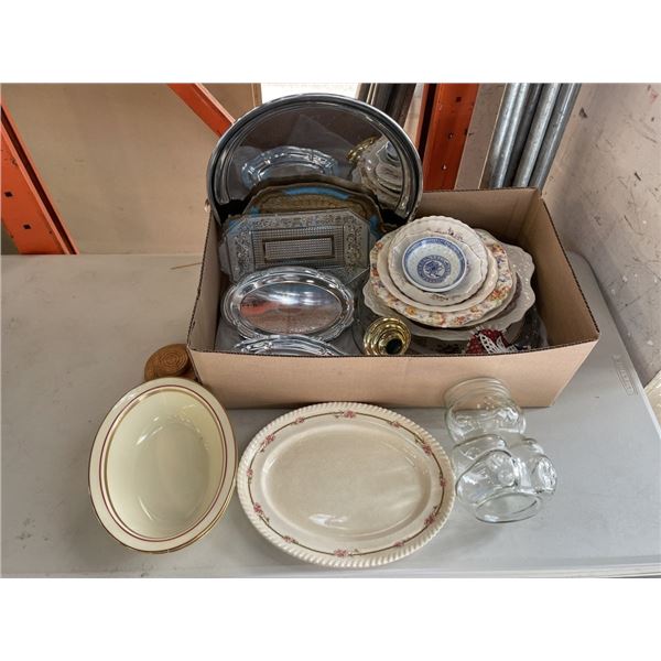 BOX OF ASSORTED CHINA PLATES, SERVING DISHES, ETC