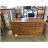 Image 1 : MAPLE DRESSER, ANTIQUE FINISH