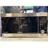 Image 2 : GALANZ MICROWAVE OVEN - WORKING