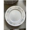 Image 8 : 30 PCS OF PREMIERE GLEN ELLYN CHINA, AND VINTAGE, PLATES, BOWLS, ETC