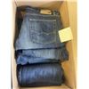 Image 1 : 8 PAIRS OF MENS AMERICAN EAGLE JEANS