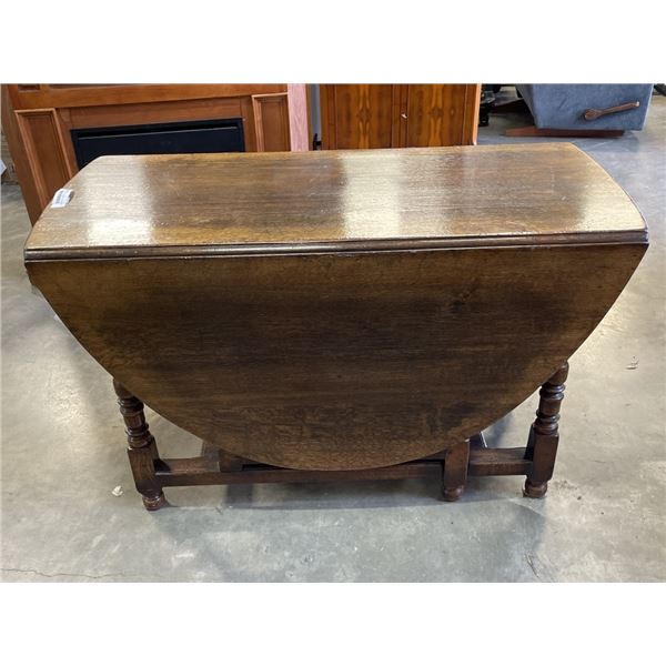 ANTIQUE DROP SIDE ROUND OAK DINNETTE TABLE