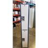 Image 1 : 2 DOOR 6FT TALL BEIGE/ GREY  BANK OF LOCKERS