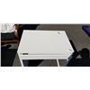 Image 2 : WHITE IKEA DESK