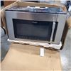 Image 1 : FRIGIDAIRE STAINLESS OVER THE RANGE MICROWAVE