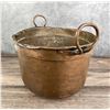 Image 4 : Antique Hand Hammered Copper Cauldron