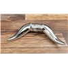 Image 2 : Chrome Bull Horn Hood Ornament