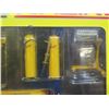 Image 2 : Corvette Racing 1:18 Die Cast Limited Edition Team Corvette Transporter & Shop Set in Box